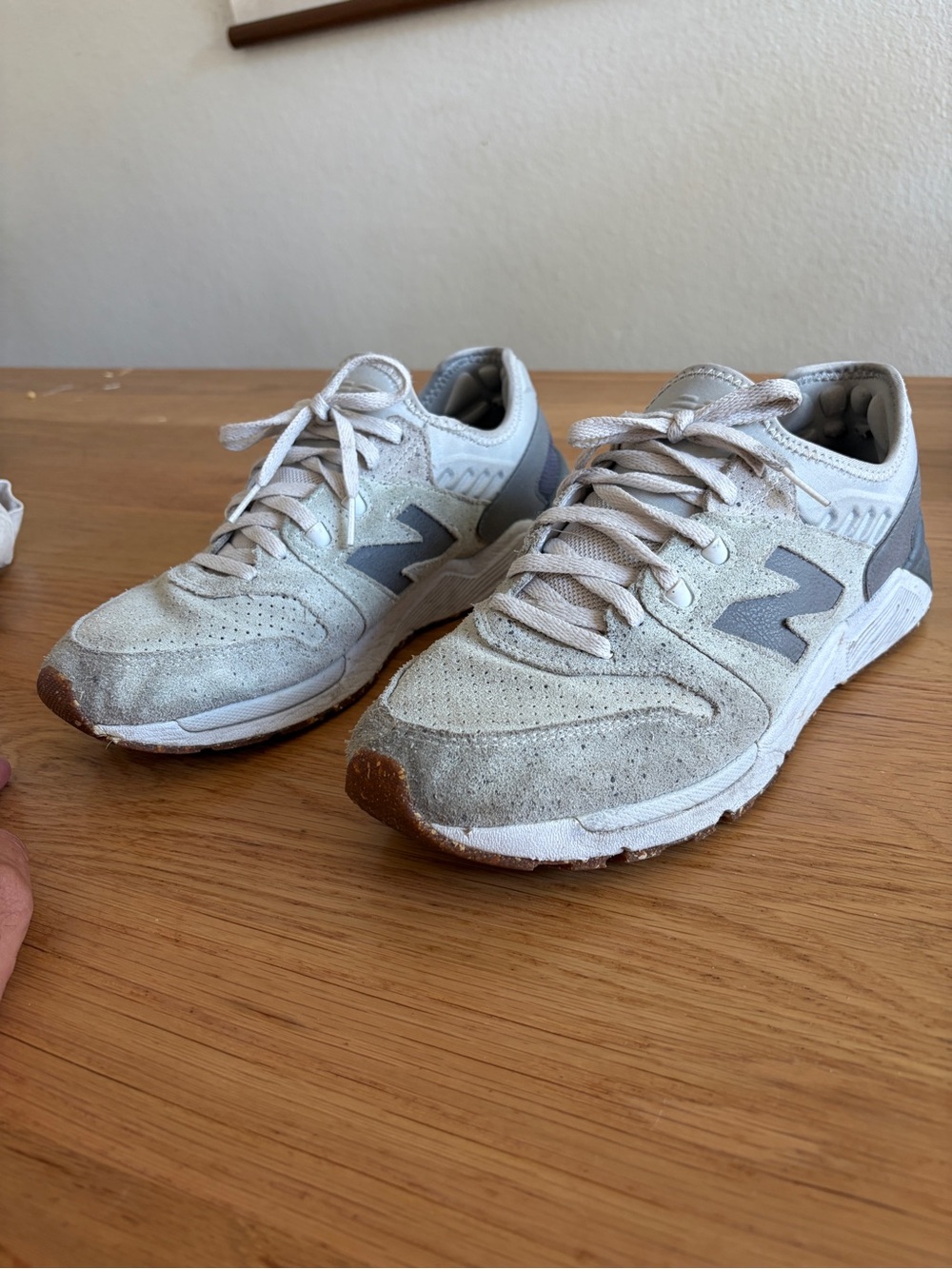 New Balance Men’s Light Beige Suede Sneakers with Grey Logo